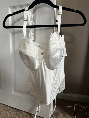 £32.23 • Buy Masquerade Serenity Basque By Panache - White 34G