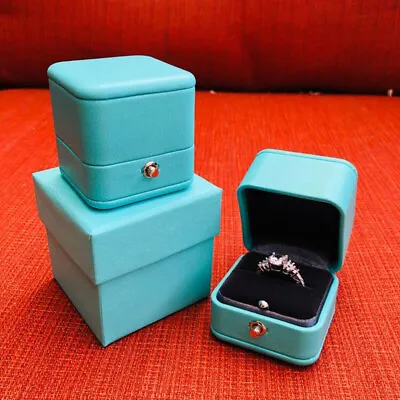 Luxury Vintage Design Soft Leather Ring Box Gift Box Green US Stock~ • $14.98