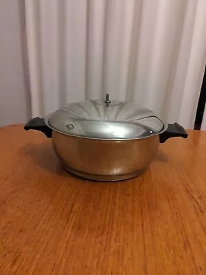 Vintage Rena Ware Saucepan 2.5L Canada • $55