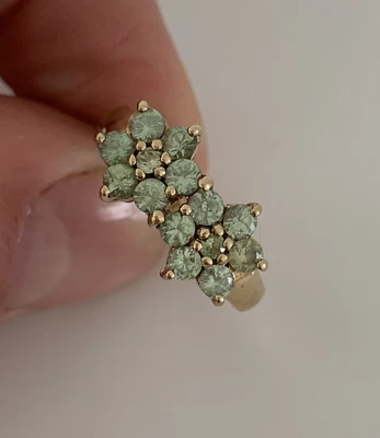 £34 • Buy 9ct Gold Double Flower Peridot Cluster Ring, 9k 375