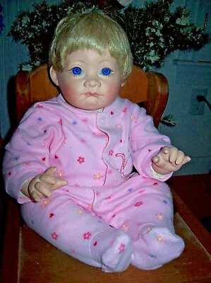 $19.99 • Buy Val Shelton 18 Inch Cloth & Vinyl Signed Weighted Baby Doll Limited To 500