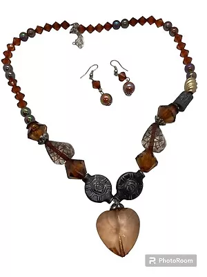 Amber Graduated Necklace And Earring Set With Heart • £5.45