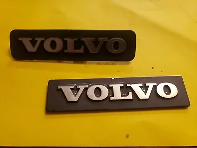 1980s Volvo 240 DL ? Emblem Lot (2) SM885 • $12.99