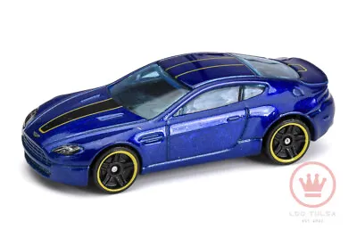 Aston Martin V8 Vantage -  LOOSE  Hot Wheels - Blue - 1:64 • $3.49