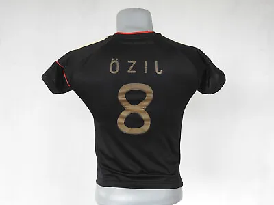 Mesut Ozil FAN Jersey Black #8 Size Boys 140 / S Football Soccer Shirt • $13.60