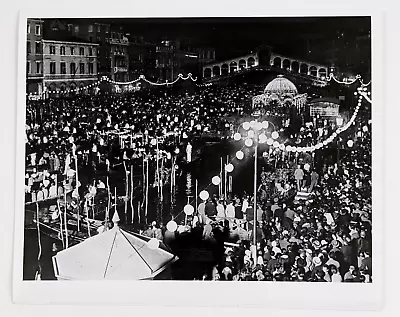 1950s Venice Italy Feast Of The Redeemer Festival Italian Crowds Vintage Photo • $16.50