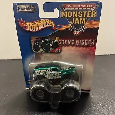 2002 Grave Digger Chase Green Chrome #18 • $33.50