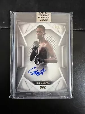 2020 Topps UFC Striking Signatures - ISARAEL ADESANYA - AUTO - #ed 476/571 • $69.95