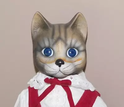Musical Porcelain Cat Wind-up Doll Gray Tabby Red Velvet House Of Global Art Tag • $20