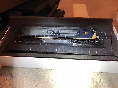 KATO 1767610 N Scale CSX EMD SD70M Flat#4679 -Blue/Yellow • $120