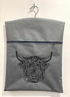 Hand Made Waterproof Peg/Hanging Storage Bag Zipped 12½x16  LG / Highland Cow • £6.95