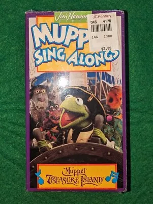 Sealed New Muppet Sing Alongs Muppet Treasure Island VHS 1996  • $18.78