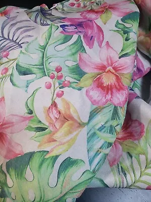 $22.99 • Buy Fiesta Ware 70” Round Zippered Tablecloth Tropical Floral EUC