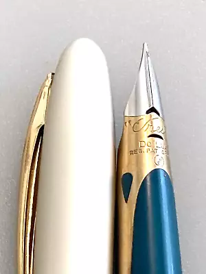 Japanese  Crest Vintage  Fountain Pen   With  Ink Sack From Japan • $60