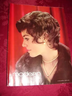 VTG MODERN BEAUTY SHOP Magazine Jan1970 W/ POSTER Classic Gamine Always Elegant • $14.99