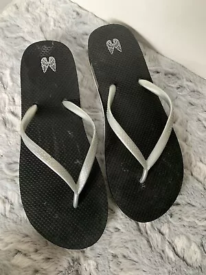 NEW VICTORIA’S SECRET Angel Wings Black/White/Silver Flip Flops 8-9 Beach Summer • $20