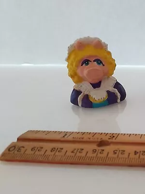 Miss Piggy Finger Puppet Hardees 1993 Muppet Christmas Carol  Vintage • $9