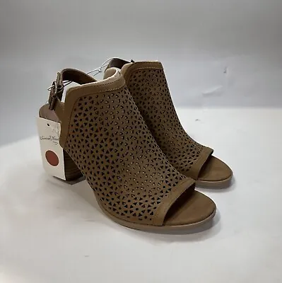 Universal Thread-Women's Milliana Heeled Sling Back Cut Out Boots Brown Size 8 • $5