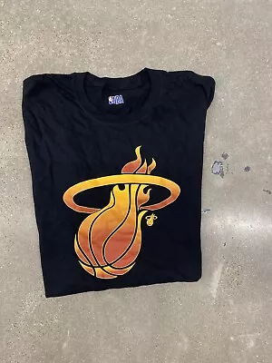 Miami Heats Mens T Shirt Size Xl Black  • $17.99