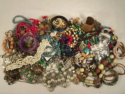 5 Lb. 2.4 Oz. Wearable Vintage To Now Jewelry Lot • $18.50
