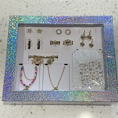 Jewelry Gift Set Twelve Days Of Smiles Rings Holographic Necklace Earring Decal • $29.76