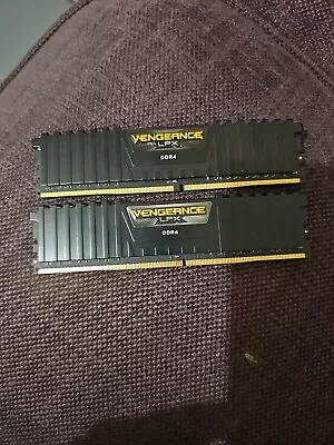 Corsair Vengeance LPX 16GB (2 X 8GB) PC4-24000 (DDR4-3000) Memory... • £0.99