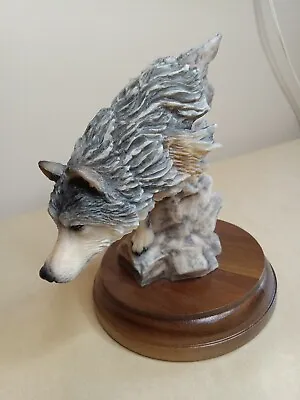 Wolf Sculpture Mill Creek Studios #4104 “Footloose” • $29.99