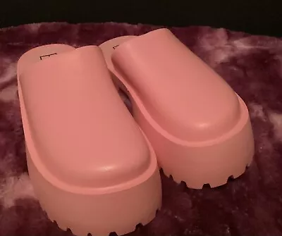 Beach By Matisse Ventura Pink Clogs Size 8 • $45