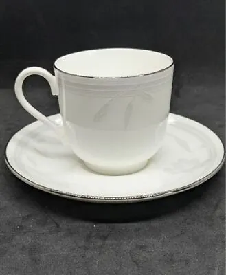 Mikasa Ovation Japan Tea Cup And Saucer Set Japan CR007 • $8.99