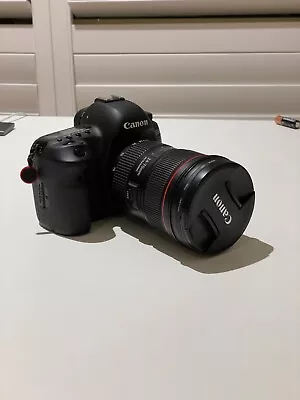 Canon 5D Mark IV And Canon EF 24-70mm F2.8 L II USM Lens • $5500