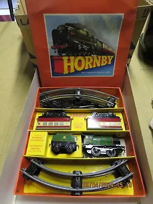 Hornby O Gauge Clockwork Train Set With Extras • £79.99