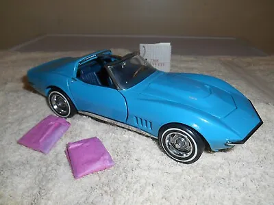 FRANKLIN MINT 1968 STINGRAY CHEVY CORVETTE..1:24 Scale..estate Sale..LIKE NEW.. • $200