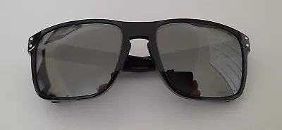 Oakley Holbrook Xl Sunglasses Polished Black  Frame/primz Black Lenses • £79