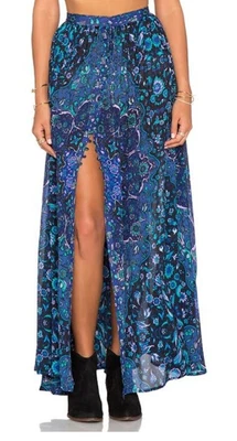 $225 • Buy Spell Kiss The SKY Skirt Xs