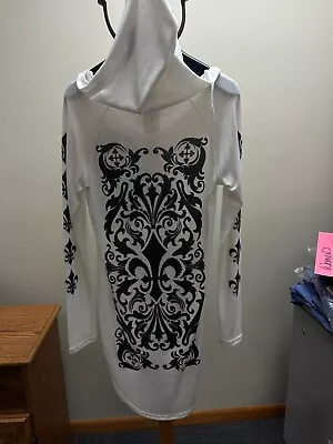 Ladies Vocal Small White & Black Tunic With Opalesque Gems • $15
