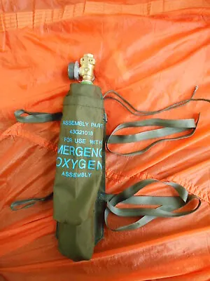 Military Parachute Oxygen Bottle Pocket - Green • $30.50