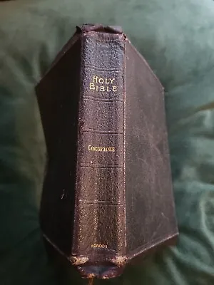 Holy Bible - Old & New Testament - Eyre & Spottiswoode - Leather Bound - KJ • £19.99