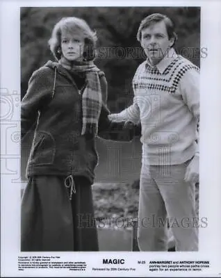 1978 Press Photo Magic With Ann Margret & Anthony Hopkins - Orp01523 • $19.99