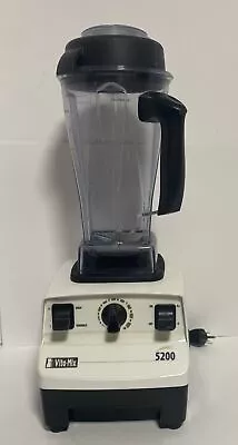 Vitamix 5200 Nutrition Center Blender 64oz Container Model: VM0103/Read • $150