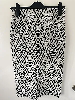 BNWT ZARA TRAFALUC A Line Skirt - Size Medium • £7.99