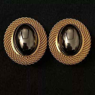 Vintage Goldtone Mesh Bead Clip-On Earrings • $7