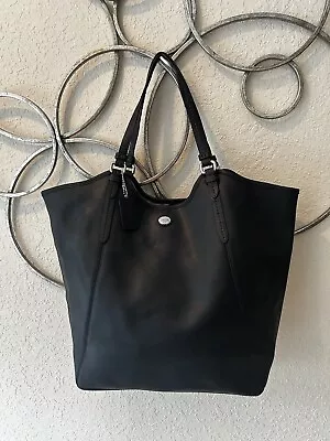 Coach Peyton Leather Black Saffiano Shoulder Tote. Great Condition! H1393-F26108 • $55