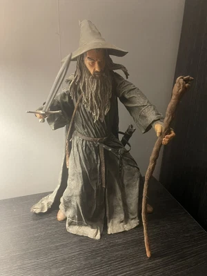 £100 • Buy Neca 1/4 Scale Figure Gandalf Lord Of The Rings