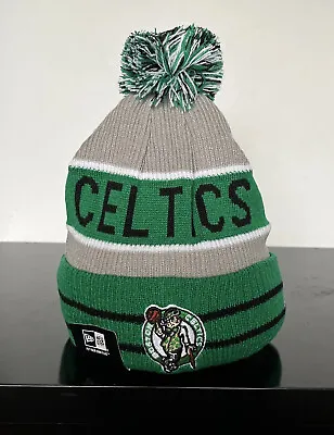 NEW ERA NBA Boston Celtics ‘Fireside Knit’ Cuffed Bobble Hat • £22.99