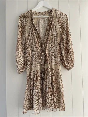 $30 • Buy Tigerlily Mini Dress Size 10