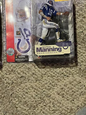 2002 McFarlane | NFL Indianapolis Colts | Peyton Manning | Variant Chase Blue • $17.80