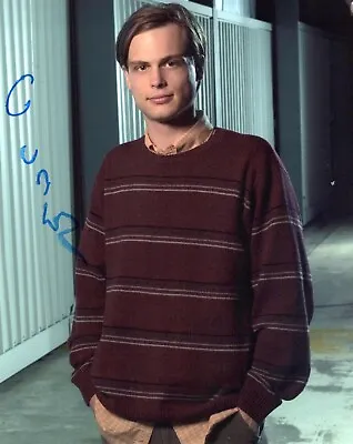 Matthew Gray Gubler Criminal Minds Autographed Photo Signed 8X10 #6 Damage/smear • $22.50