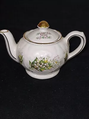 Sadler Mini Teapot - Floral Design - England -Flowers - White W/Gold Trim • $10