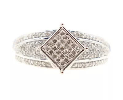 Women's 0.27 Ctw Round Diamond Cluster Micro Pave 10KT White Gold Ring - 3.5g  • $154.95