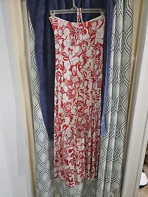 Maxi Dress Size Large White And Red Floral Pattern • $22.99